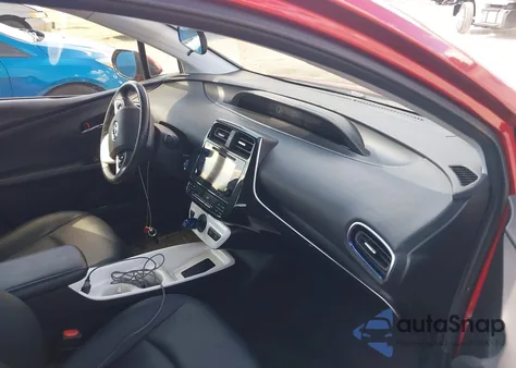 2016 Toyota Prius Three Touring z USA, uszkodzony, nr VIN JTDKARFU9G3522221